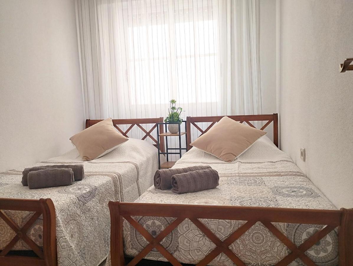 Torrevista Three Bedroom Apartment, Two Swimming Pools And Garage Apartment Torrevieja