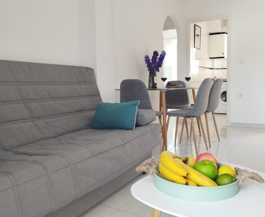 Torrevista Three Bedroom Apartment, Two Swimming Pools And Garage Appartement *